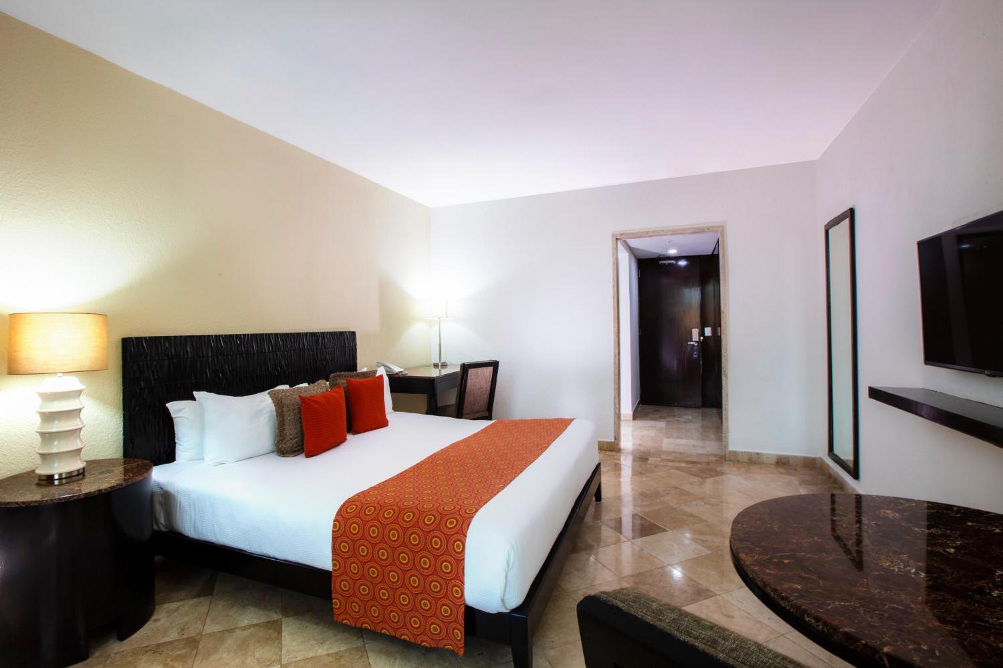 Standard Room 1 King Bed Partial Ocean View