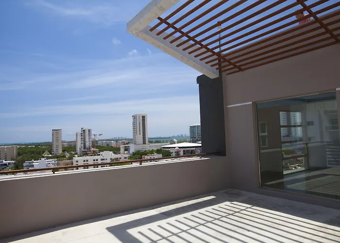 In Luxury hotels Wyndham Garden Cancun Downtown